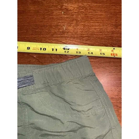 The North Face Shorts Women Small Green Nylon Kayak Hiking Camping Fishing - Picture 3 of 5